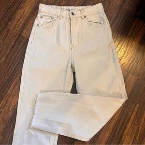 Zara High Waist Straight Leg Raw Edge Button Fly Jeans. Size 4